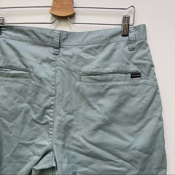 Volcom Shorts - Picture 6 of 11